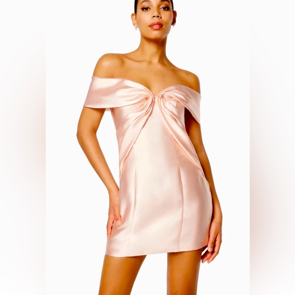 Elliat “Espousal” cocktail dress in ballet pink. NWT.